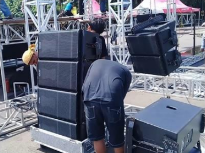 Tim Event Organizer Profesional Mengatur Dekorasi Acara